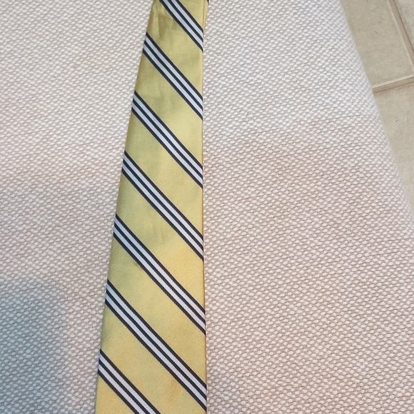 Brooks Neck Tie - Picture 2 of 3